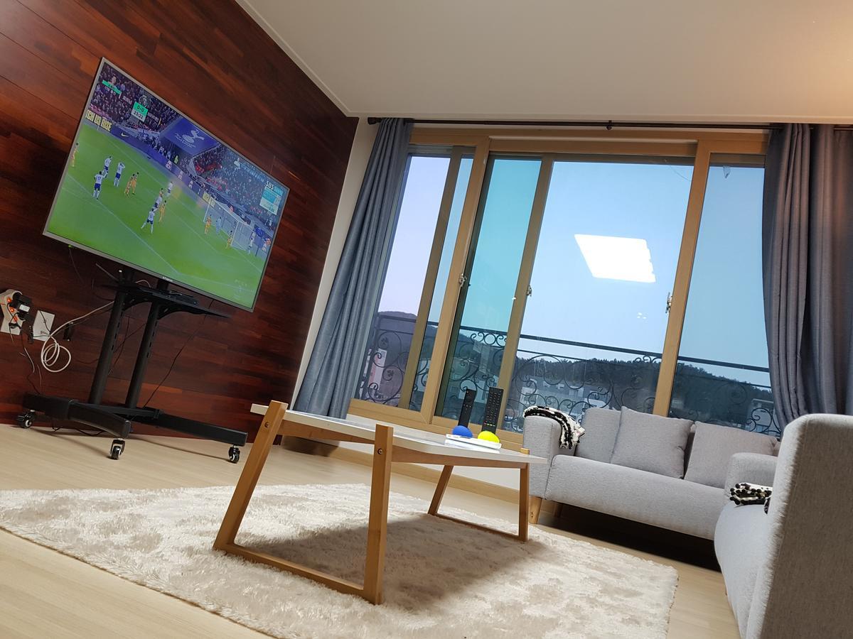 Buzz Guesthouse Ίντσεον Εξωτερικό φωτογραφία